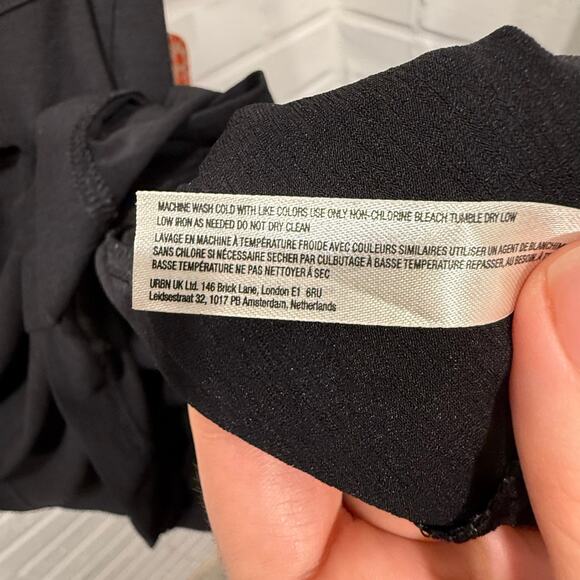 Free People Movement Tempo Oversized Boyfriend Tunic Pocket Tee Black Small - Picture 14 of 16